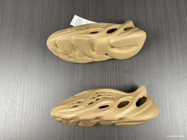 Foam Adidas Yeezy RNNR Ochre GW3354 0813